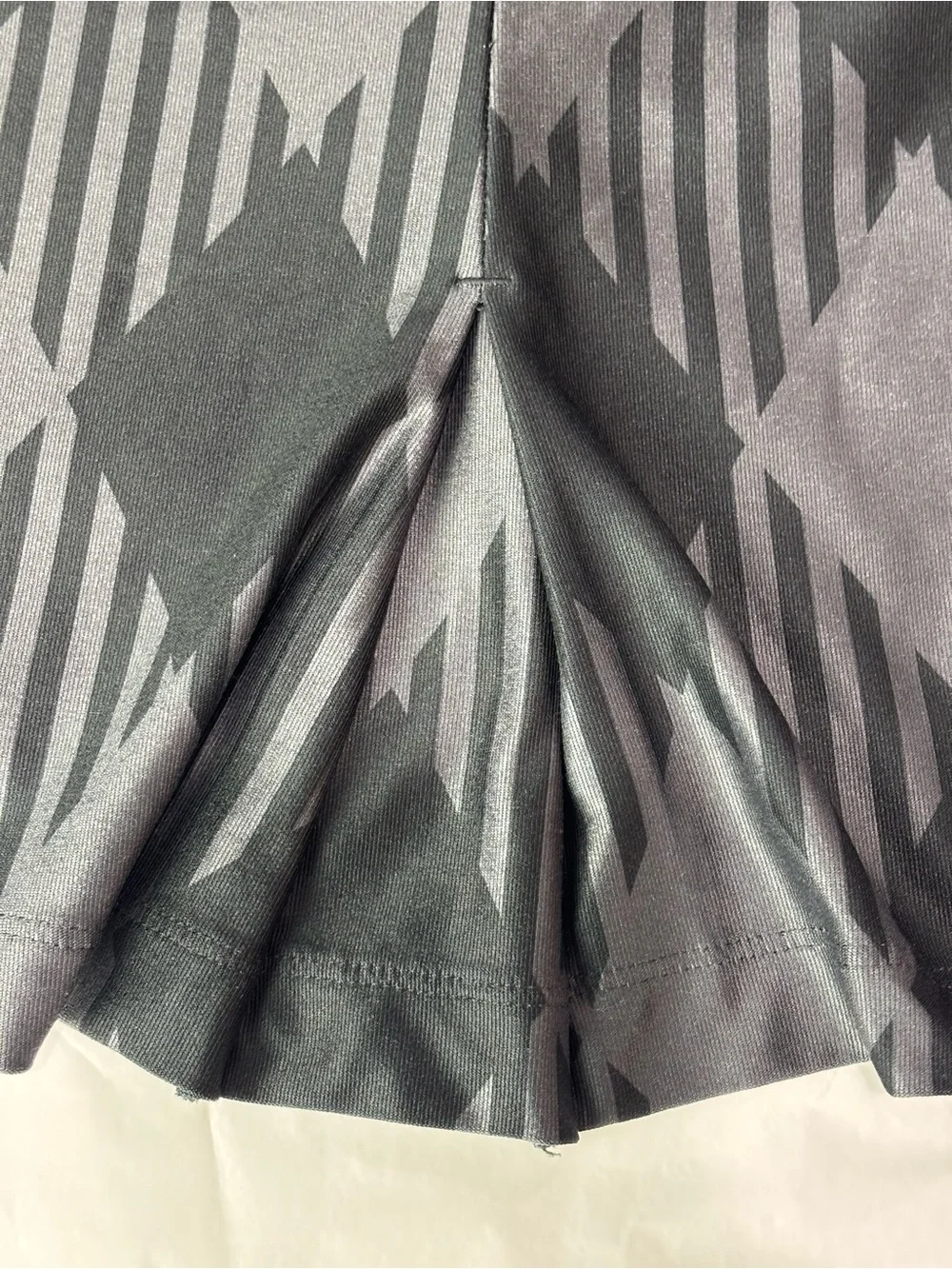 Nike Golf Sport Dri-FIT skirt black grey argyle plaid pattern size small - Picture 4 of 10